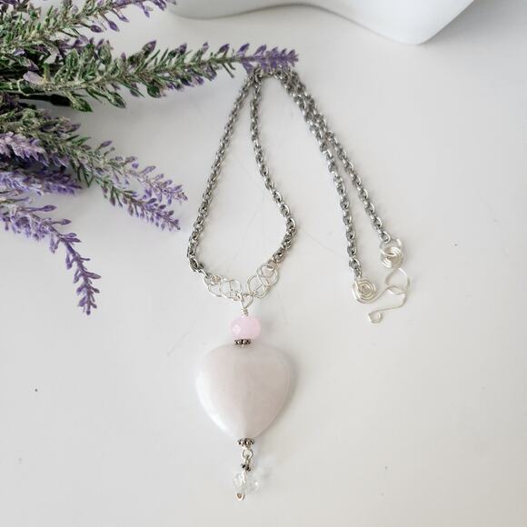 Rose Quartz Heart Shaped Stone Pendant Necklace - Picture 9 of 12